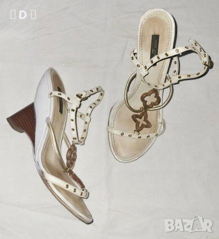 LOUIS VUITTON оригинални сандали 37,5, снимка 4 - Сандали - 55063426