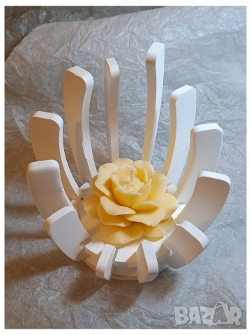 Ръчно изработен свещник с ароматен лотос