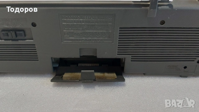 Sanyo M7150LU Stereo Radio Cassette Recorder , снимка 11 - Радиокасетофони, транзистори - 54660194