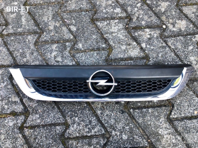 Zender/Opc решетка за Опел Вектра Б, снимка 2 - Части - 54033579