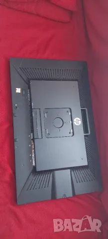 Качествен, Дизайнерски монитор HP ZR2740w. 27 инча, H-IPS матрица, W-LED, 2560x1440p, Премиум стойка, снимка 3 - Монитори - 55475374
