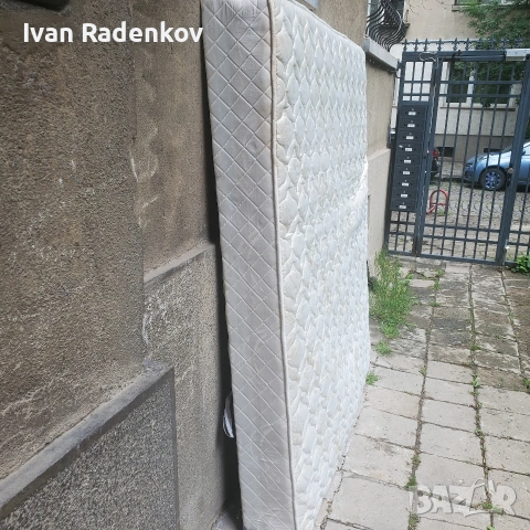 еднолицев матрак, снимка 2 - Матраци - 54649995