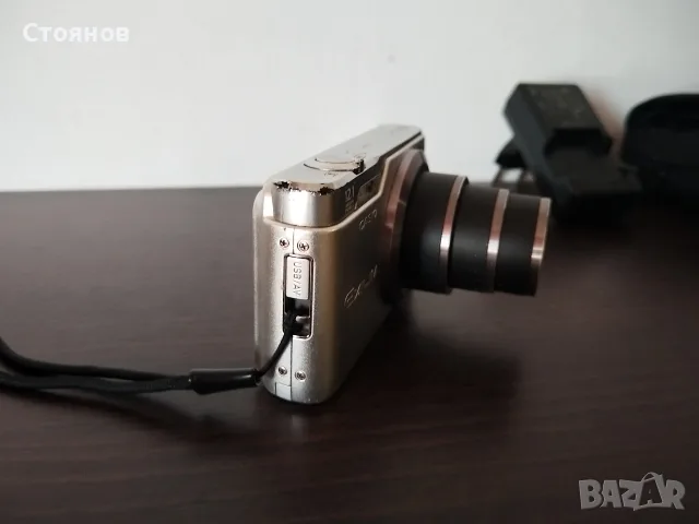 Casio Exilim EX-H5 12.1MP HD Movie, снимка 2 - Фотоапарати - 55417018