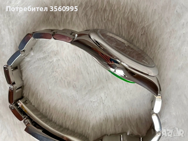 Rolex Oyster Perpetual 39mm Red Grape – бордо/пурпурен, снимка 4 - Луксозни - 54195492