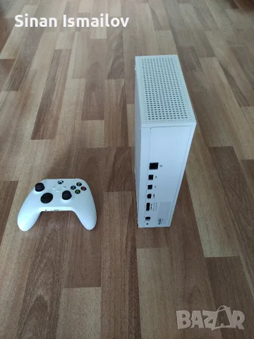 Xbox Series S 512 GB, снимка 2 - Xbox конзоли - 55596729