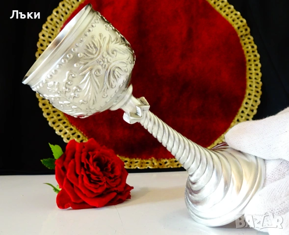 Калаена чаша на столче с викингски орнаменти. , снимка 4 - Антикварни и старинни предмети - 54962635