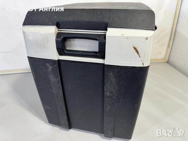 Хладилник / чанта  - Halfords 12V, снимка 5 - Хладилници - 54602634