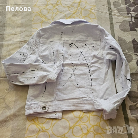 Бяло дънково яке с пръски боя, снимка 3 - Якета - 54178189