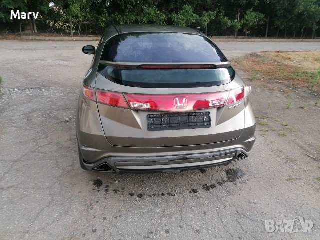 Honda civic 1.8 на части , снимка 5 - Автомобили и джипове - 55251435