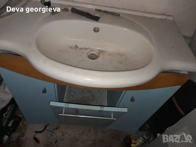Голям шкаф със мивка 