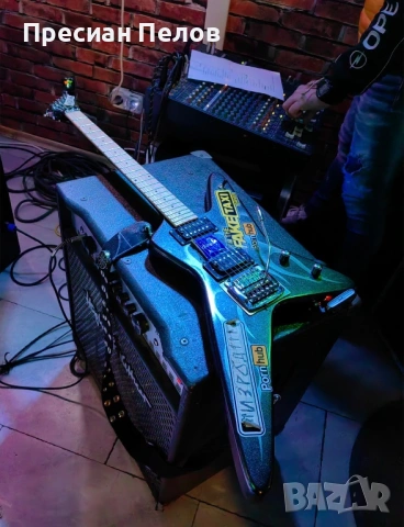 Kramer Tracii Guns Gunstar (модната до дупка)