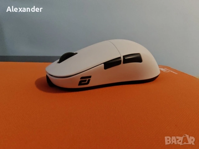 Endgame gear XM2w 4k с Unusual way esports Silver Fox дотове