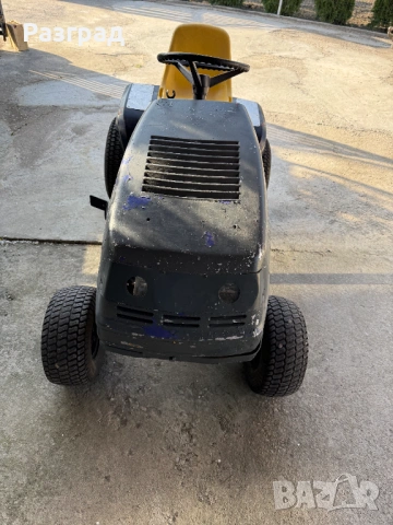 Тракторна косачка без косилен апарат 12кс Brigs & Stration  , снимка 3 - Градинска техника - 54231117