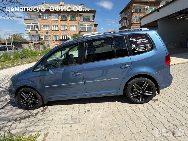 VW TOURAN фейслифт внос от Германия , снимка 2 - Автомобили и джипове - 54402399