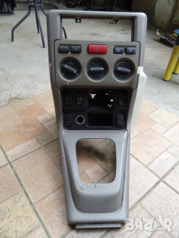 Табло централна конзола за LAND ROVER FREELANDER 1, снимка 2 - Части - 54784154