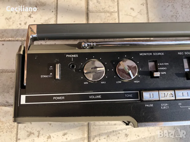 JVC RC-W3LE – ретро  радиокасетофон от Япония, снимка 6 - Радиокасетофони, транзистори - 55598133
