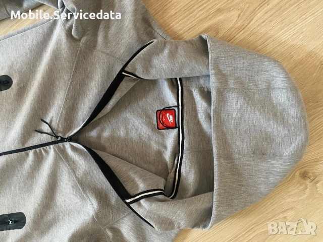 Nike Tech Fleece сив екип размер M - без забележки, снимка 4 - Спортни дрехи, екипи - 54016988