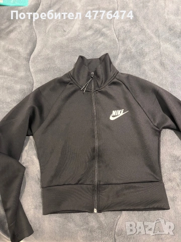 Спортен суичър Nike 