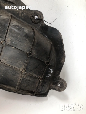 Заден десен подкалник  Toyota IQ (2008-2015), снимка 3 - Части - 54689584