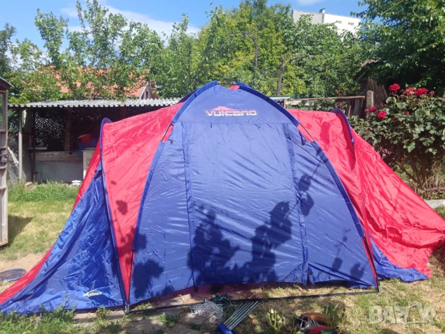 Продавам палатка Vulcano тип Шатра с три спални в нея 