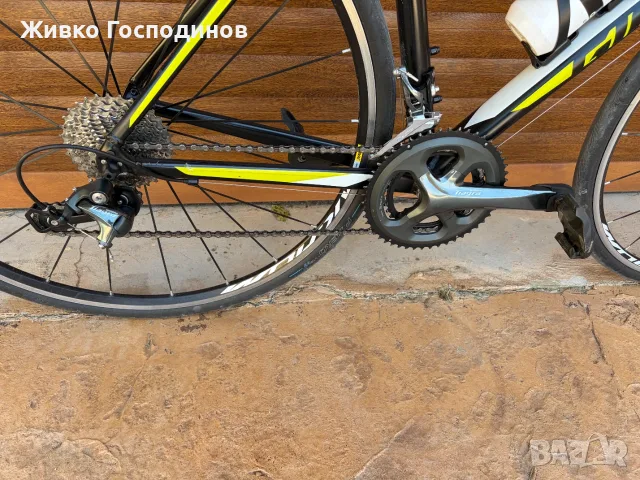 Шосеен велосиопед Giant Contend, снимка 2 - Велосипеди - 55583840