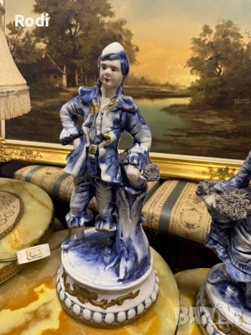две стари порцеланови статуетки Capodimonte, снимка 2 - Колекции - 54627740