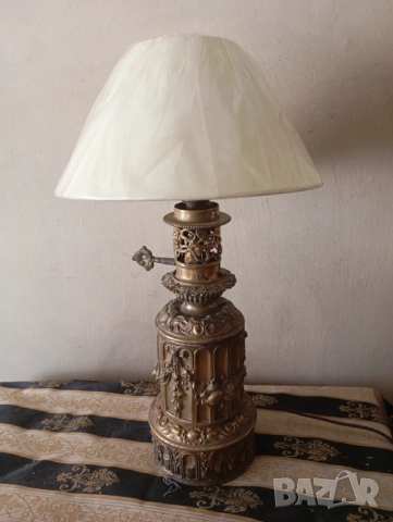 Барокова настолна лампа 