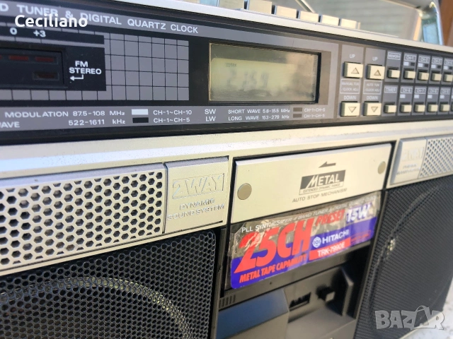 Радиокасетофон HITACHI TRK 7990E, снимка 7 - Радиокасетофони, транзистори - 55043106
