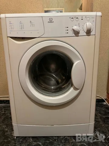 Продавам пералня Indesit WIA 600, капацитет 5 кг.Стара Загора