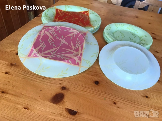 чинии цветно стъкло 12 бр., цветно стъкло, кръгло плато с 3 прегради, снимка 5 - Чинии - 54243786