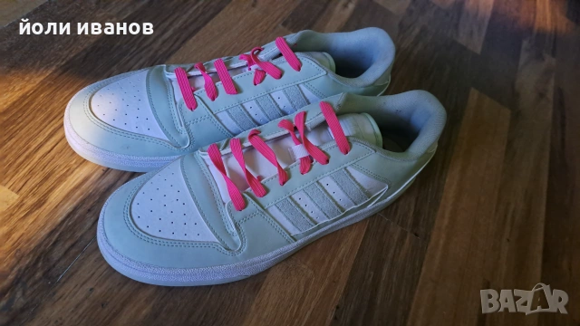 ADIDAS  унисекс маратонки 44 номер