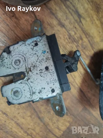 Дръжка , брава заден капак за Ford KA , снимка 3 - Части - 55332358
