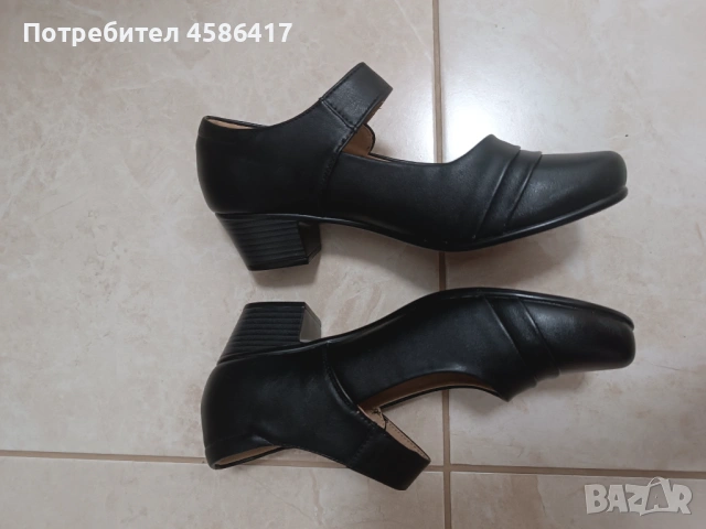 Продавам обувки с нисък ток , снимка 2 - Дамски обувки на ток - 54654312