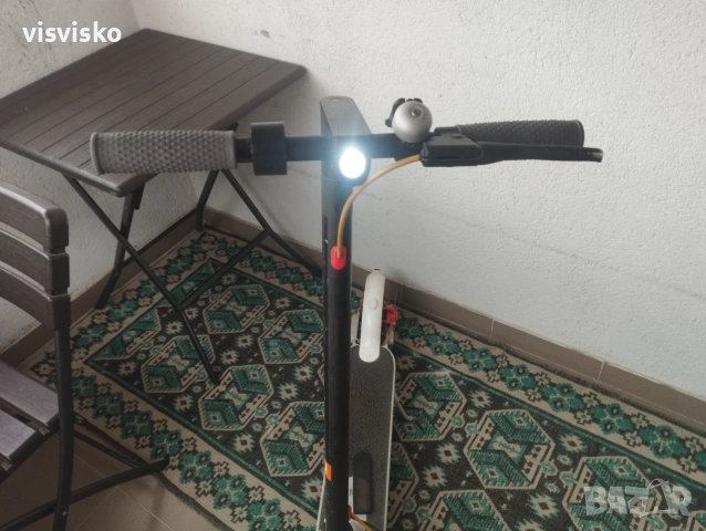 Електрическа тротинетка Xiaomi Mi Electric Scooter 3, снимка 3 - Скутери и тротинетки - 55020829