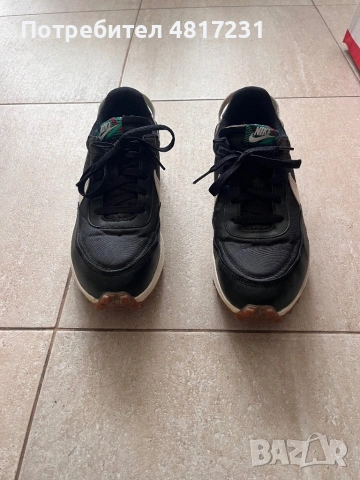 Мъжки обувки Nike Waffle Debut Premium- номер 42, снимка 2 - Маратонки - 54565459