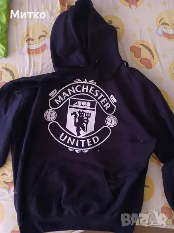 Суитшърт на Manchester united , снимка 3 - Спортни дрехи, екипи - 55334193