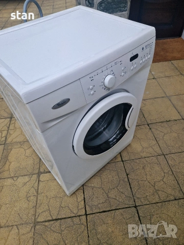 Whirlpool AWO/D 7010/1 е свободностояща автоматична пералня с предно зареждане., снимка 2 - Перални - 54657682