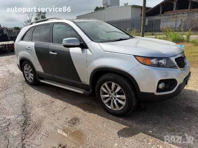 на части Kia Sorento 2.2 crdi automatic 2011, снимка 2 - Автомобили и джипове - 54760227