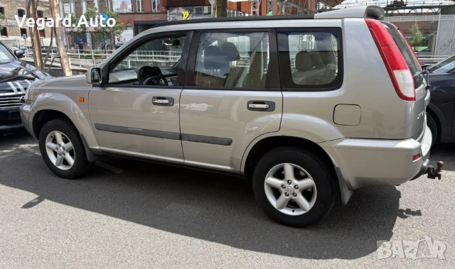 На Части Nissan X-trail (T30 facelift) 2.5 бензин 165к.с. 4x4 2006г., снимка 4 - Автомобили и джипове - 54867471