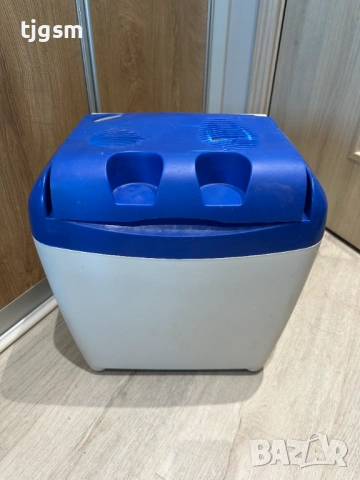 Хладилнa чанта Quigg KB 2004.06, 12V & 230V , 26л,  студено, снимка 2 - Хладилни чанти - 54757541