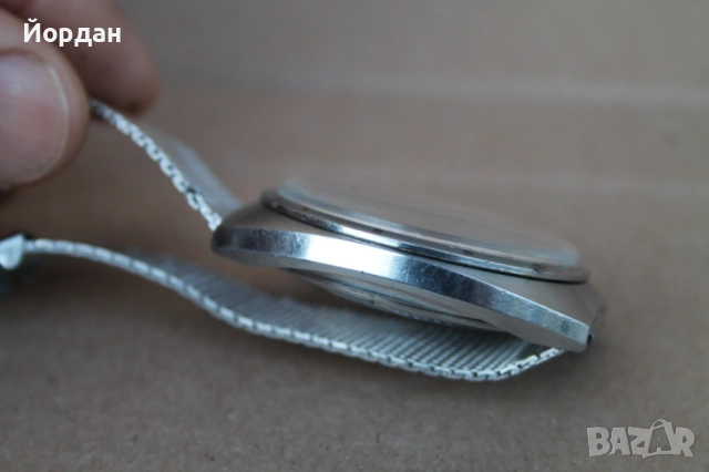 Мъжки Японски часовник ''Orient'' календар , снимка 4 - Мъжки - 53999520