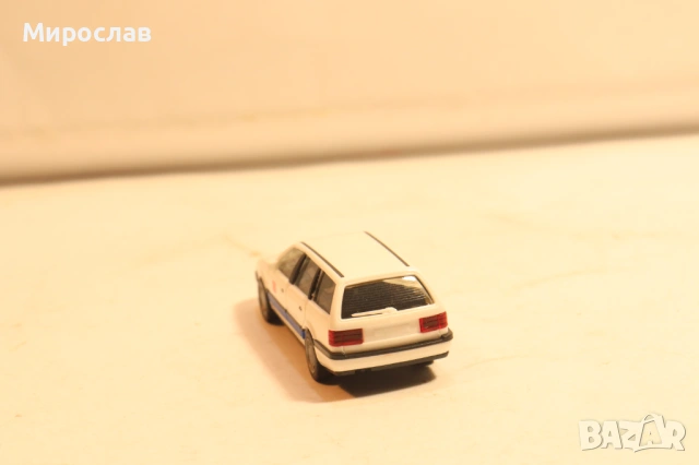 HERPA H0 1/87 VW PASSAT МОДЕЛ КОЛИЧКА, снимка 6 - Колекции - 54215636