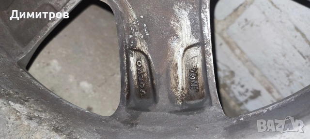 Джанти Volvo XC със зимни гуми Nokian 16', снимка 2 - Гуми и джанти - 53968459