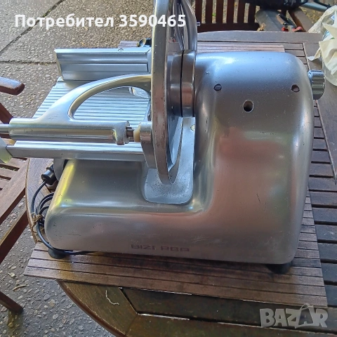 Слайс машина колбасорезачка, снимка 5 - Обзавеждане на кухня - 55036930