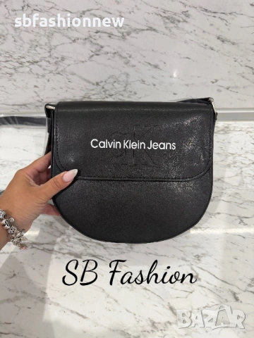 Calvin Klein дамска чанта в бяло или черно, снимка 5 - Чанти - 54011808