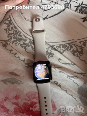 Apple Watch + 8 каишки + предпазен кейс – отлично състояние, снимка 10 - Смарт часовници - 55438953
