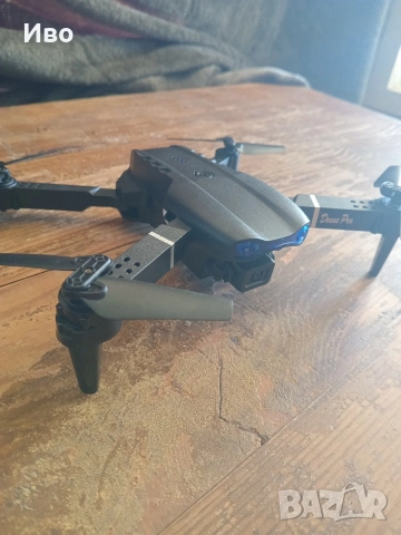Дрон с камера + дистанционно + калъф, снимка 2 - Дронове и аксесоари - 54245753