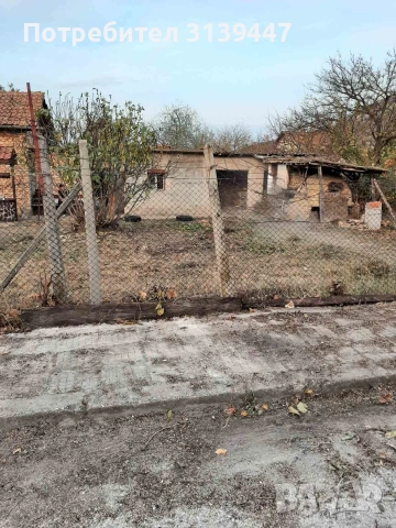 Продавам къща в с. Мадара , снимка 8 - Къщи - 54619423