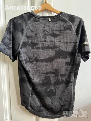 Тениска Nike DRI-FIT, размер S, снимка 2 - Тениски - 55630228
