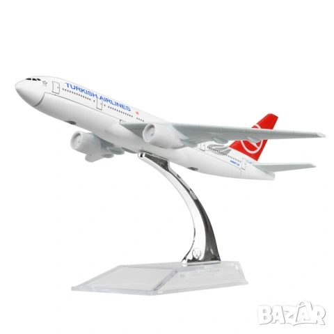 Boeing 777 самолет модел макет Turkish Airlines Истанбул Кушадасъ Анкара Балканите Босфора полет люк, снимка 2 - Влакчета, самолети, хеликоптери - 54963214